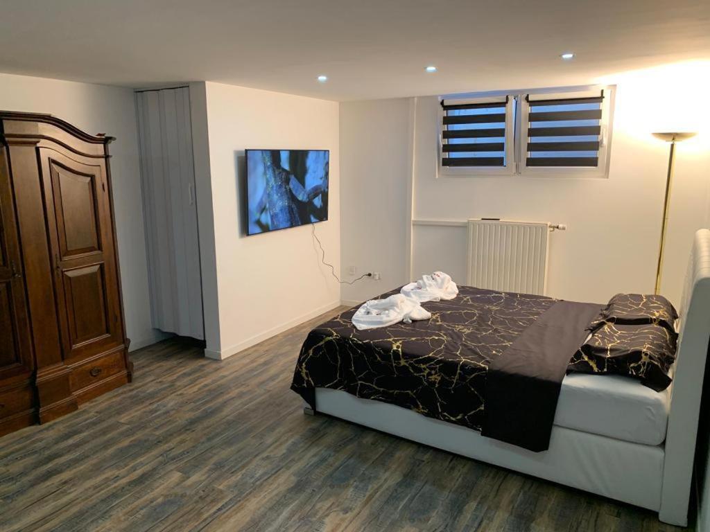 Studio 45M2 Tres Calme Village-Neuf Екстериор снимка